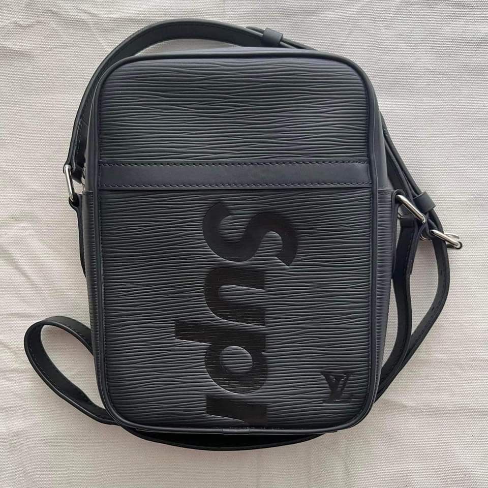 Louis Vuitton x Supreme Danube PM "Black"