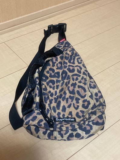 Supreme 20FW Sling Bag 4L Supreme 20FW Sling Bag 4L