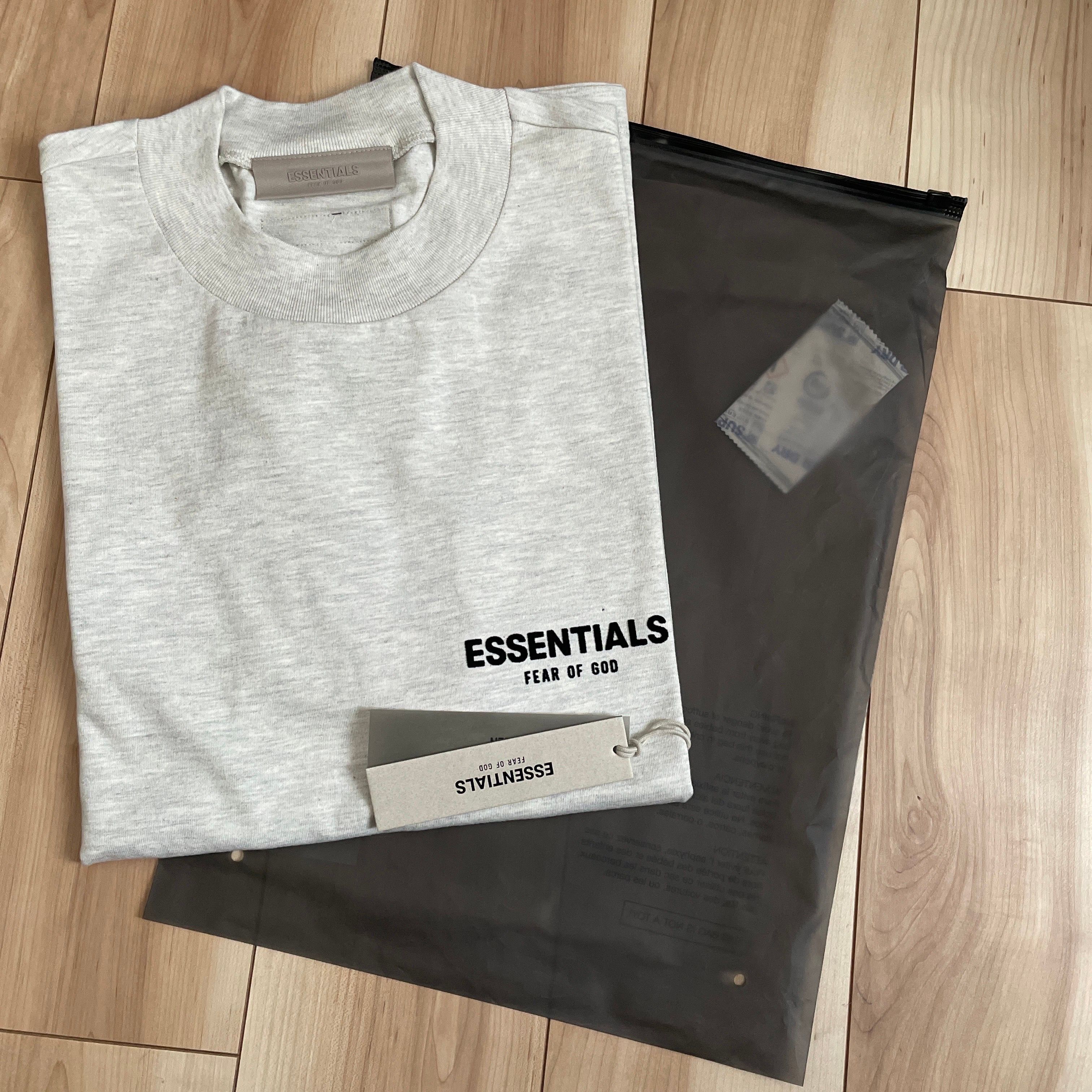 FEAR OF GOD ESSENTIALS Tee "Stretch Limo"