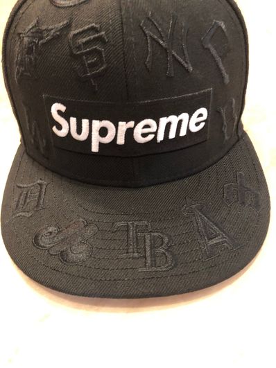 Supreme / MLB New Era® "Black"