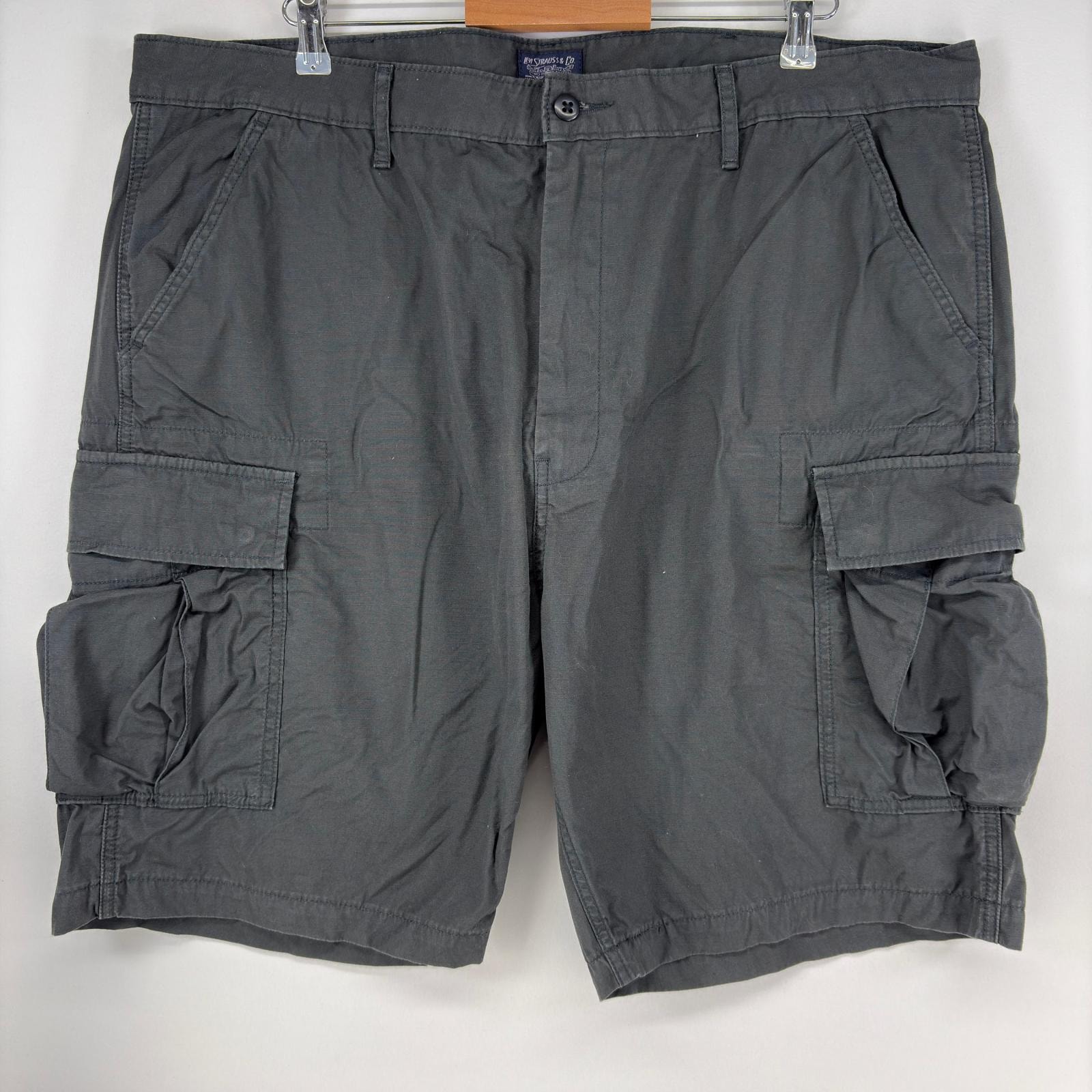 古着 リーバイス Levi's ショートパンツ カーゴ サイドポケット 大きいサイズ リップストップ ハーフパンツ w42 グレー メンズ