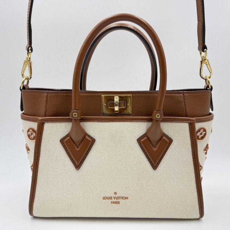 LOUIS VUITTON(ルイ・ヴィトン)オンマイサイド PM ハンドバッグ/ショルダーバッグ モノグラム刺繍 キャンバス×レザー ブラウン ゴールドトーン金具 レディース