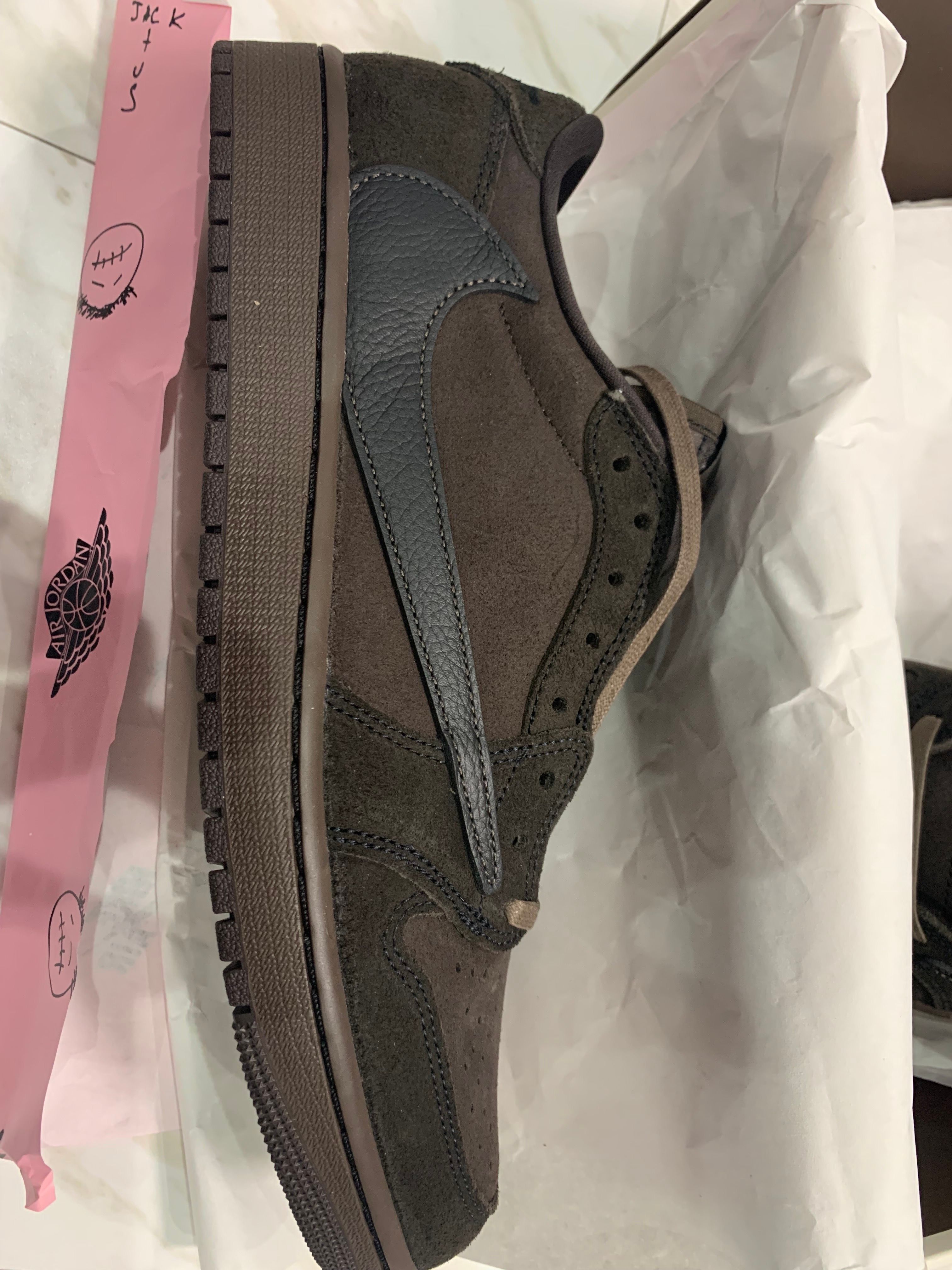 Travis Scott × Nike Air Jordan 1 Low OG SP "Velvet Brown and Dark Mocha"
