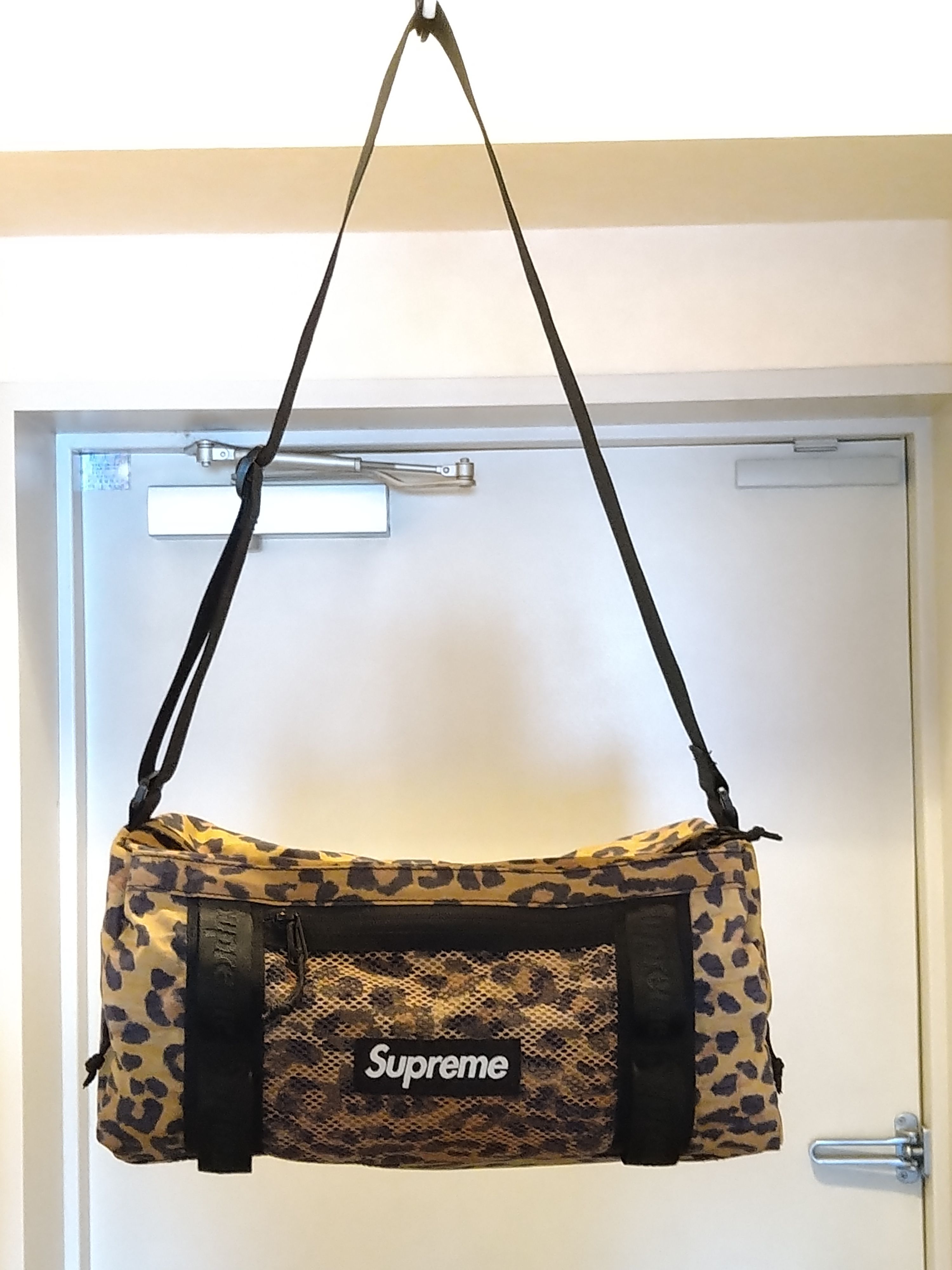Supreme 20FW Mini Duffle Bag 9L "Leopard"
