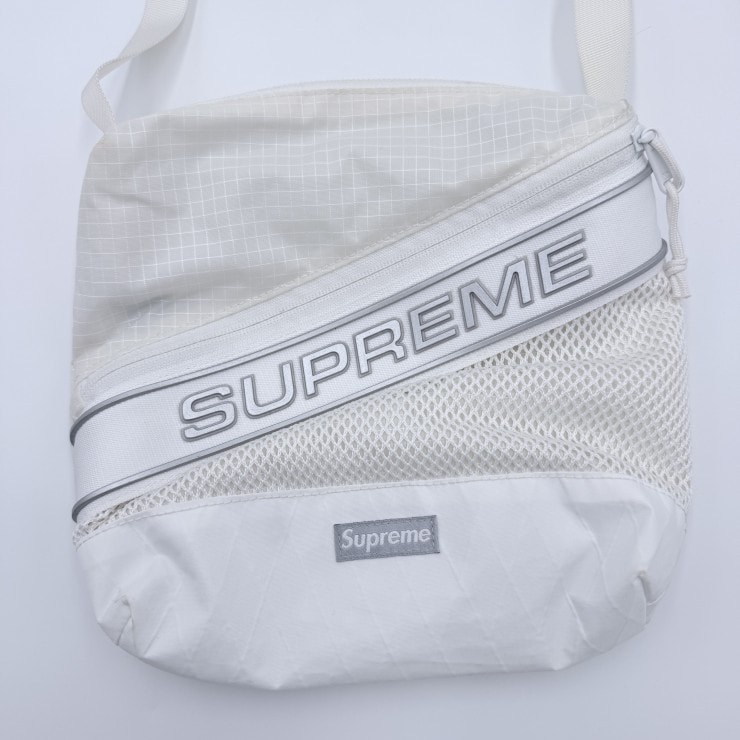 Supreme Waist Bag 2023FW White　ボディバッグ Supreme Waist Bag 2023FW 