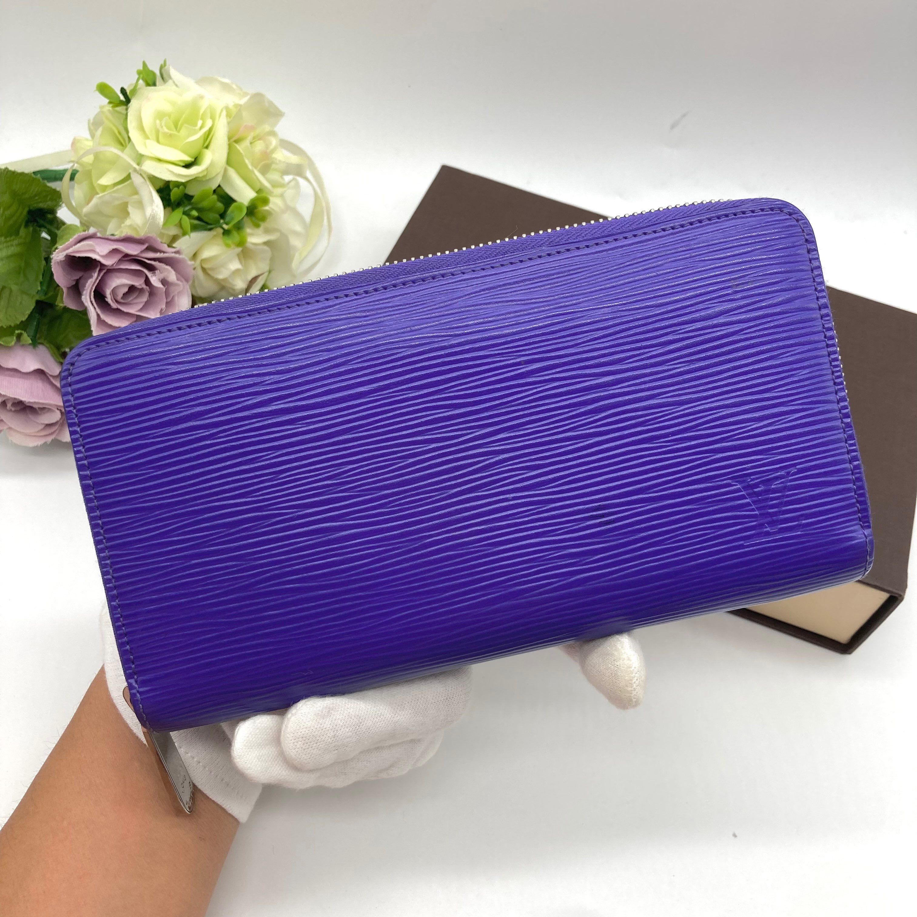Louis Vuitton Epi Zippy Wallet "Fig"