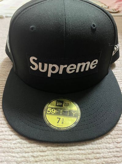 Supreme Money Box Logo New Era "Black"