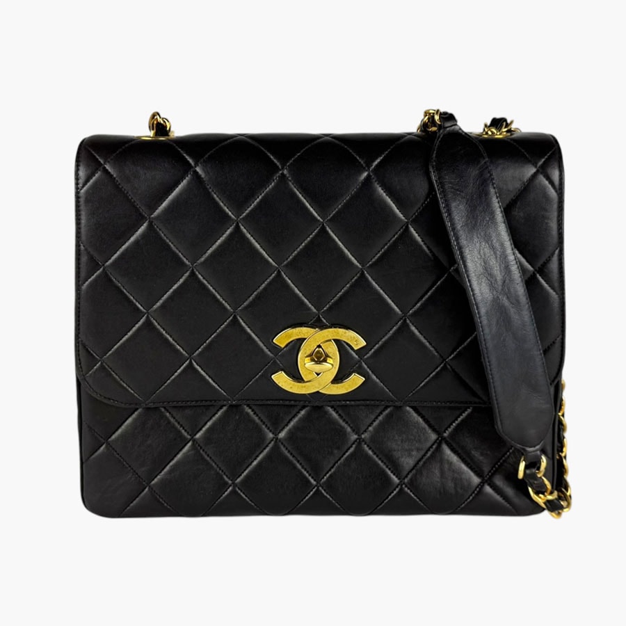シャネル CHANEL ショルダーバッグ ラムスキン ブラック ゴールド レディース【中古】 z11071