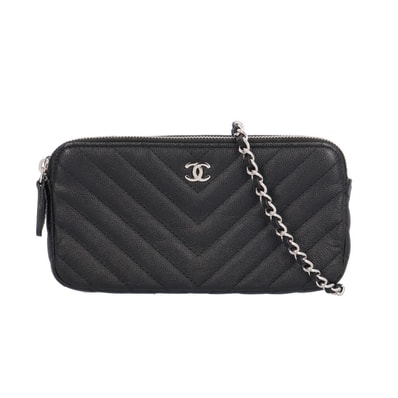 シャネル Vステッチ ショルダーバッグ レザー A82527 ブラック レディース CHANEL 中古