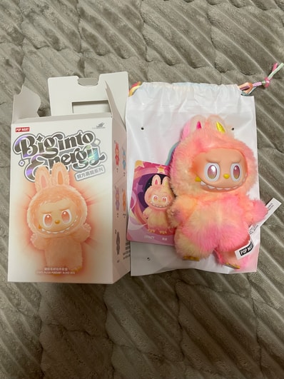 POP MART THE MONSTERS (LABUBU) Big into Energy Series Plush Pendant LOYALTY