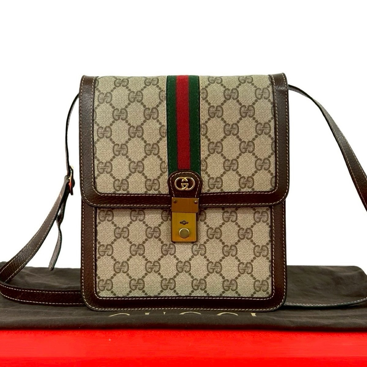 GUCCI グッチ シェリーライン GG ロゴ 金具 レザー PVC ショルダーバッグ ブラウン
29067