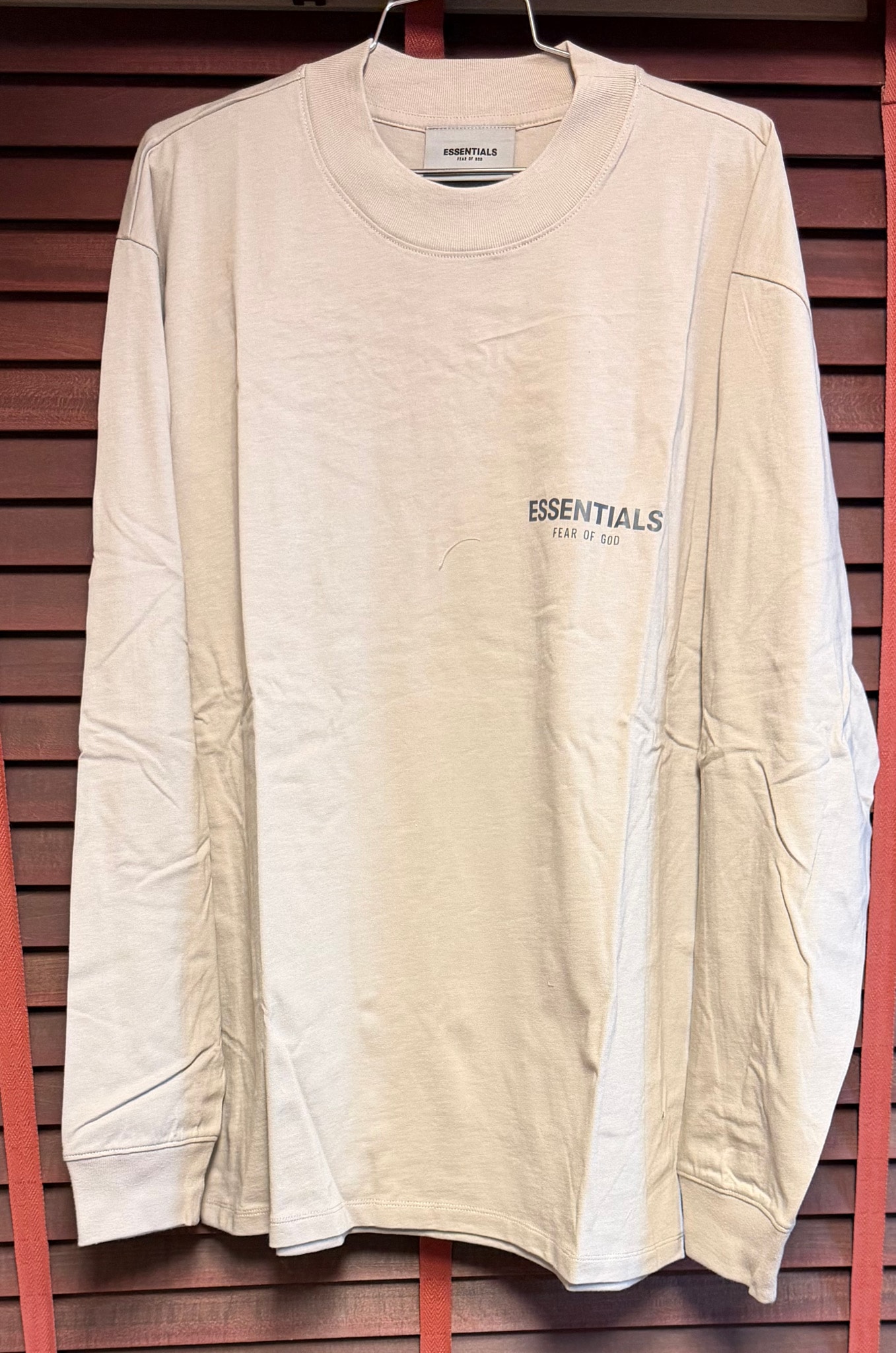 FEAR OF GOD ESSENTIALS LS TEE "string"