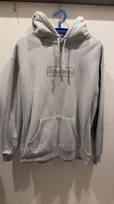 Supreme KAWS Chalk Logo Hooded Sweatshirt "Grey"(2021)