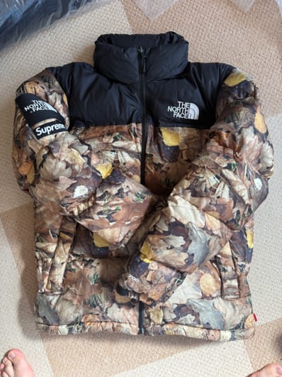 Supreme x The North Face Leaves Nuptse Jacket "Leaves"