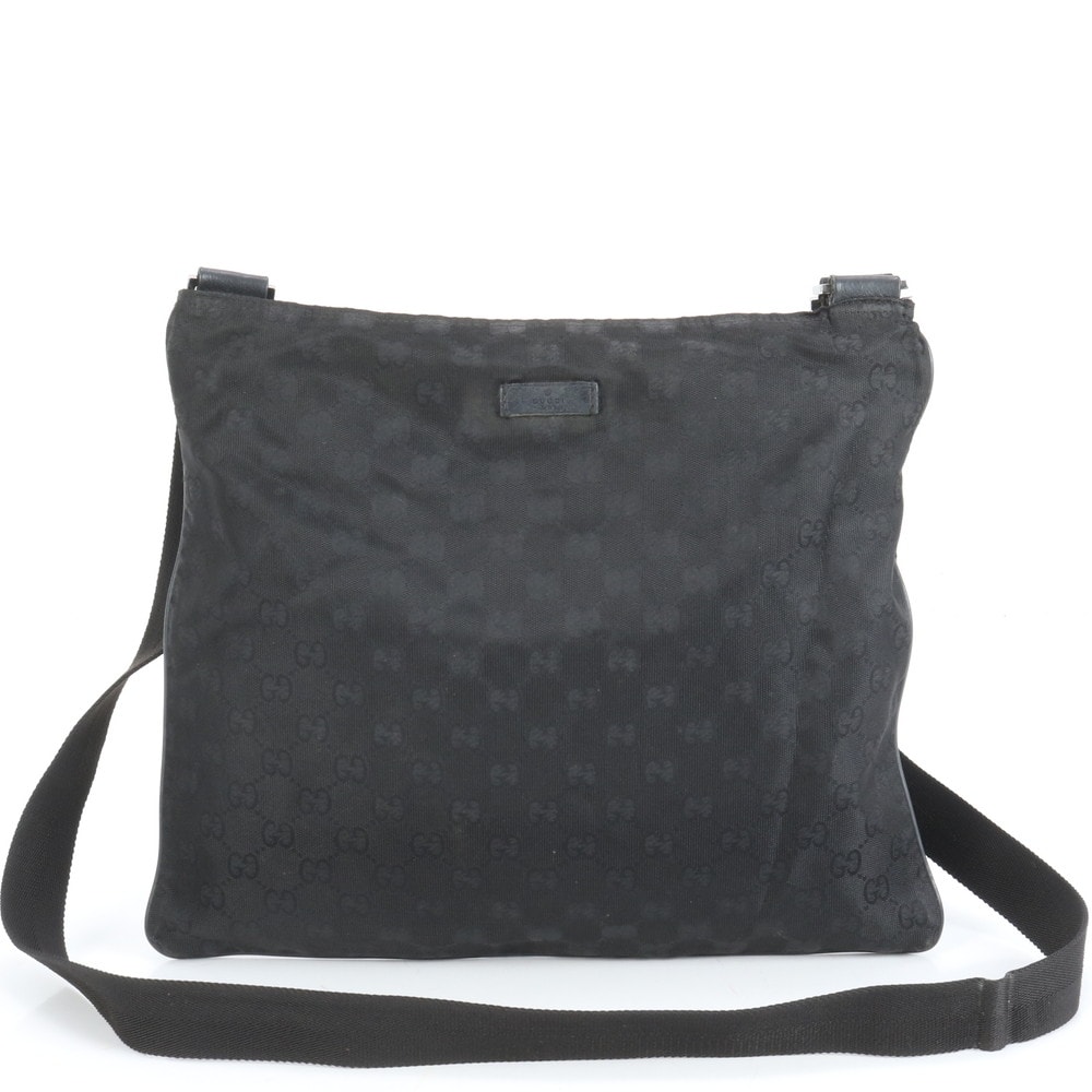 ■極美品 グッチ GGキャンバス 132999 ショルダーバッグ