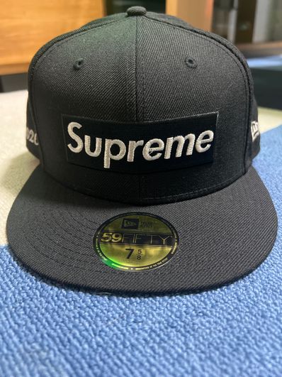 Supreme $1M Metallic Box Logo New Era® "Black"