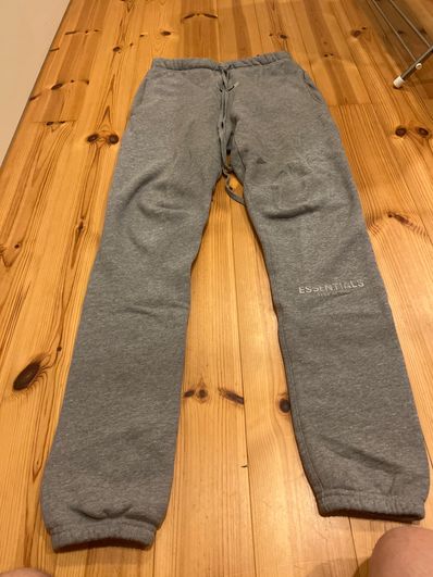 FEAR OF GOD ESSENTIALS Sweatpants "Grey"