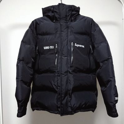 Supreme GORE-TEX 700-Fill Down Parka "Black"