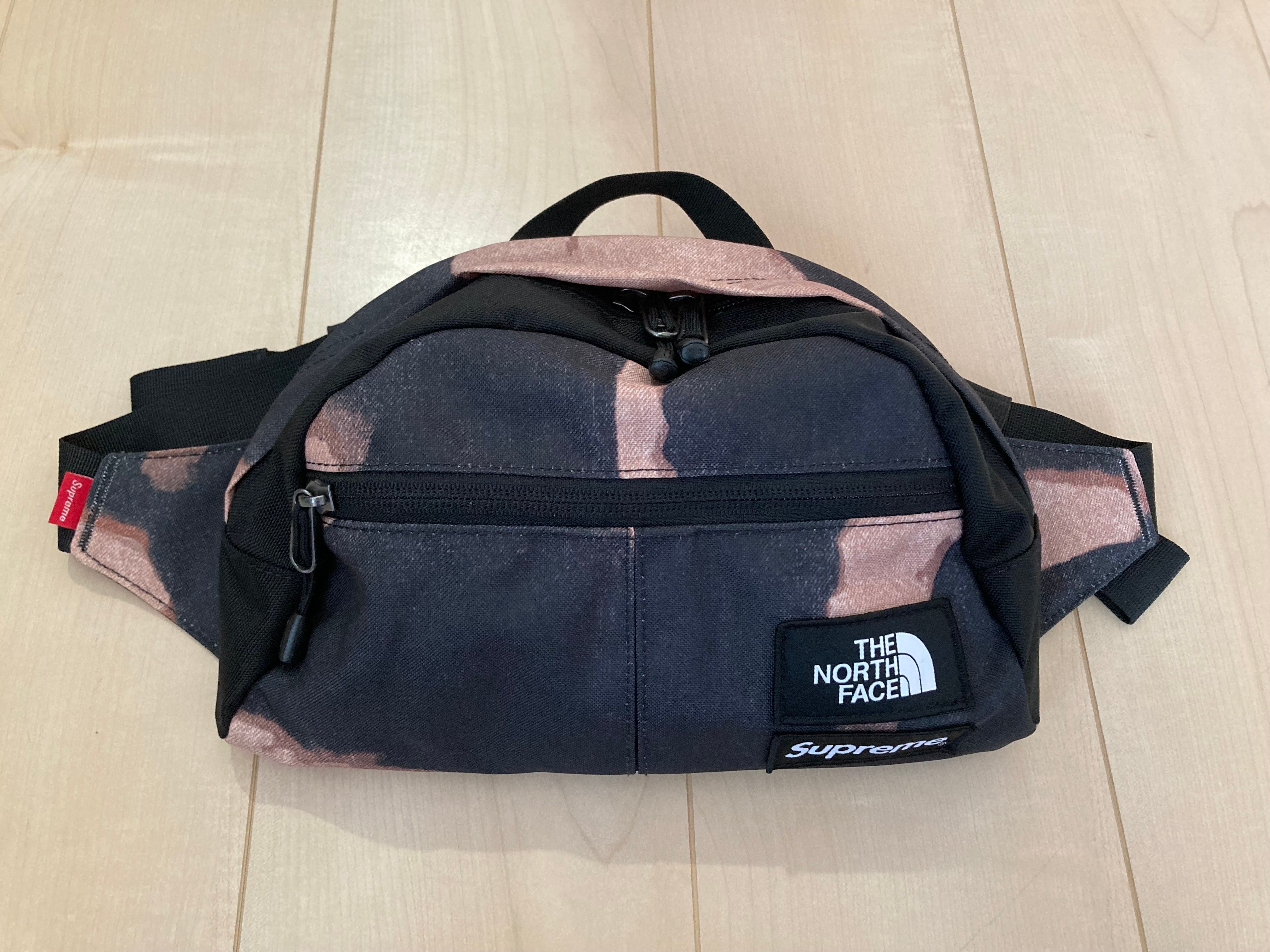 Supreme x The North Face Bleached Denim Print Roo II "Black"