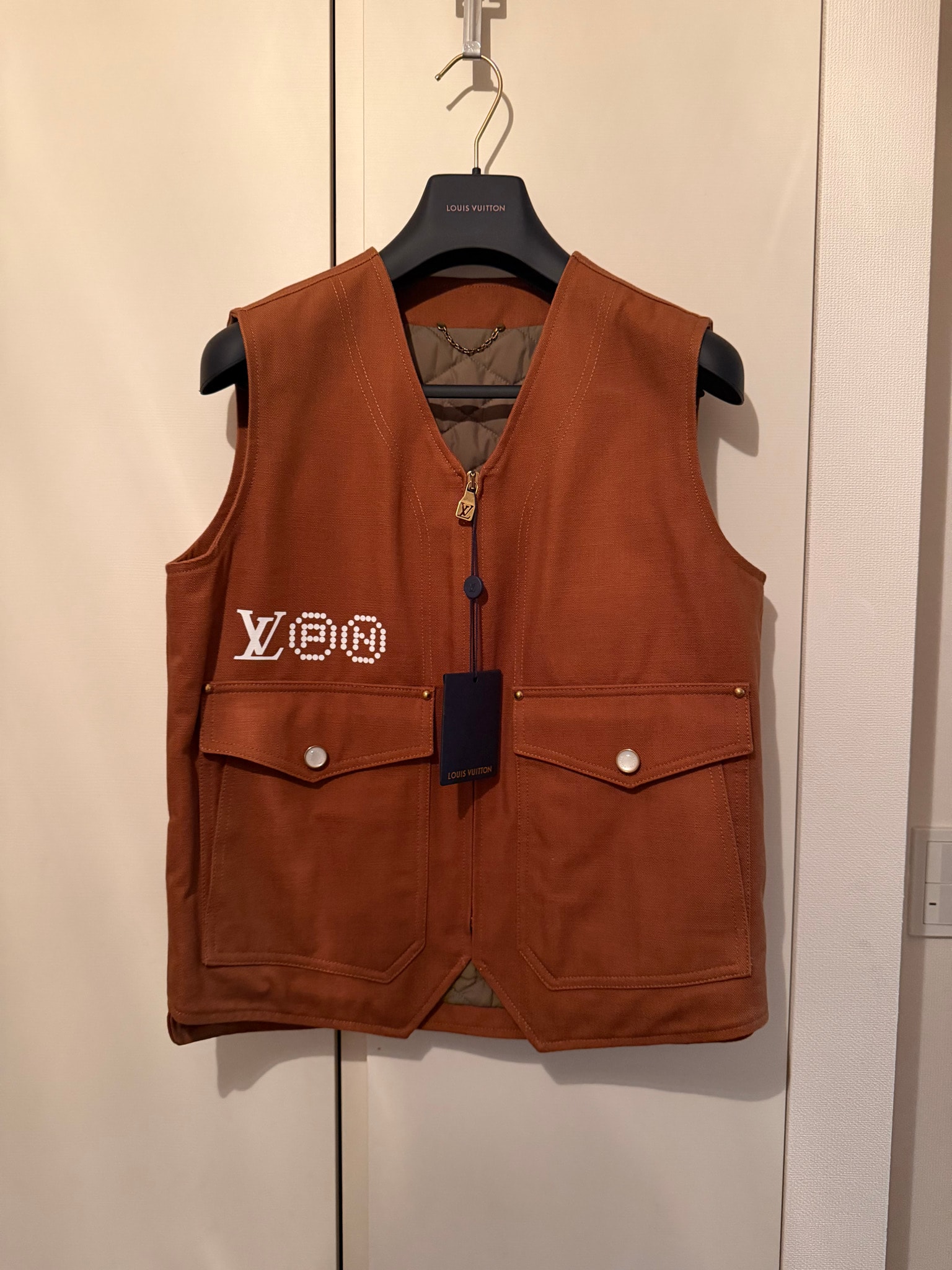 【44】ルイヴィトンLOUIS VUITTONワークウェアジレベストNigo新品