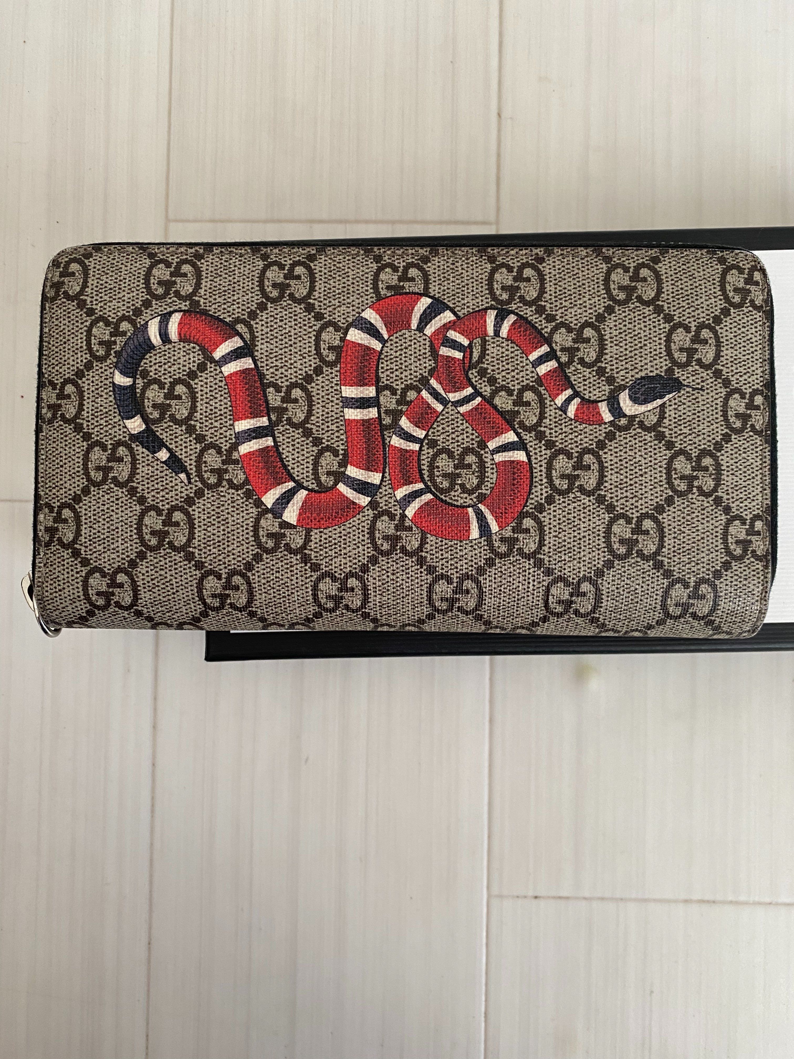 GUCCI Kingsnake Print GG Supreme Zip Around Wallet "Beige/Ebony"
