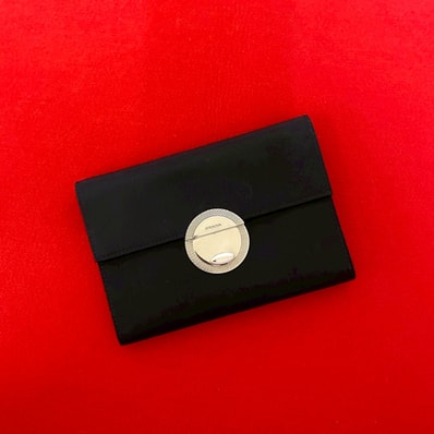 PRADA プラダ ロゴ 金具 ナイロン レザー 三つ折り財布 ブラック
34474