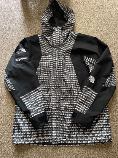 Supreme x The North Face Studded Mountain Light Jacket "Black"