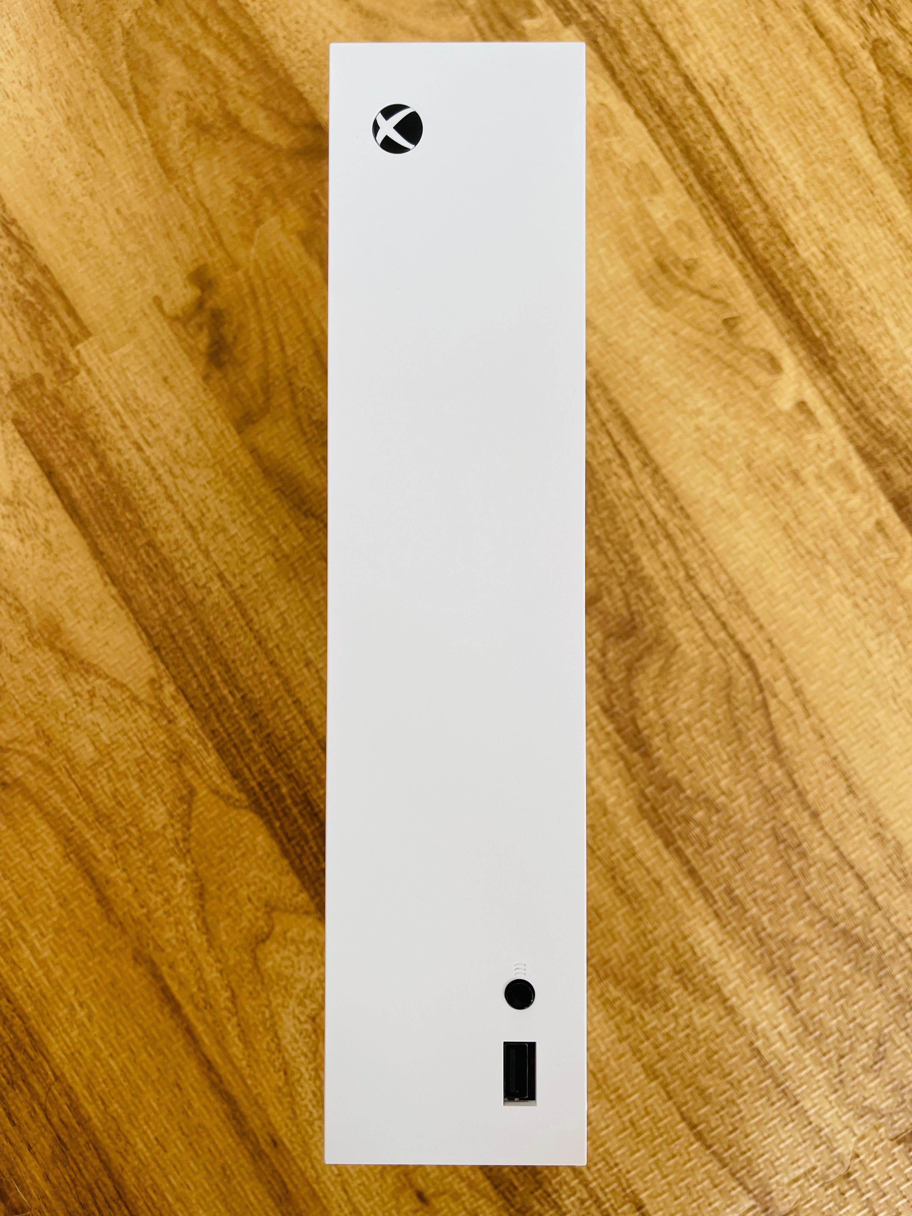 マイクロソフト エックスボックス シリーズ S 512GB オール デジタル "ロボットホワイト"