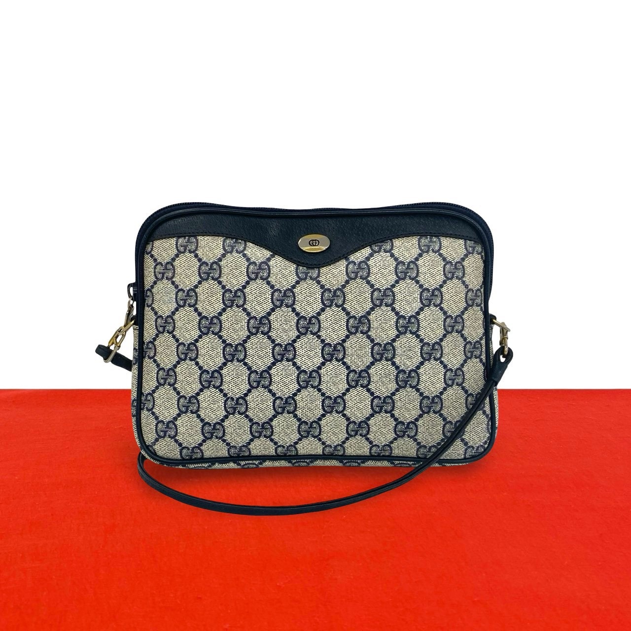 GUCCI グッチ GG ロゴ 柄 レザー PVC ショルダーバッグ ネイビー
 289-3