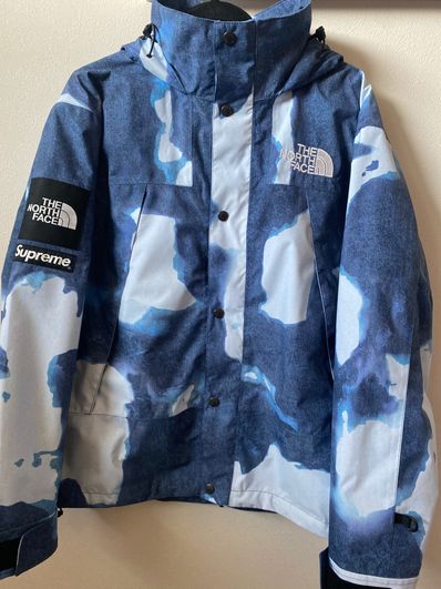 Supreme x The North Face Bleached Denim Print Mountain Jacket "Indigo"