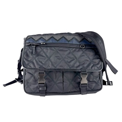 プラダ PRADA ショルダーバッグ ナイロン ブラック メンズ【中古】 z8543