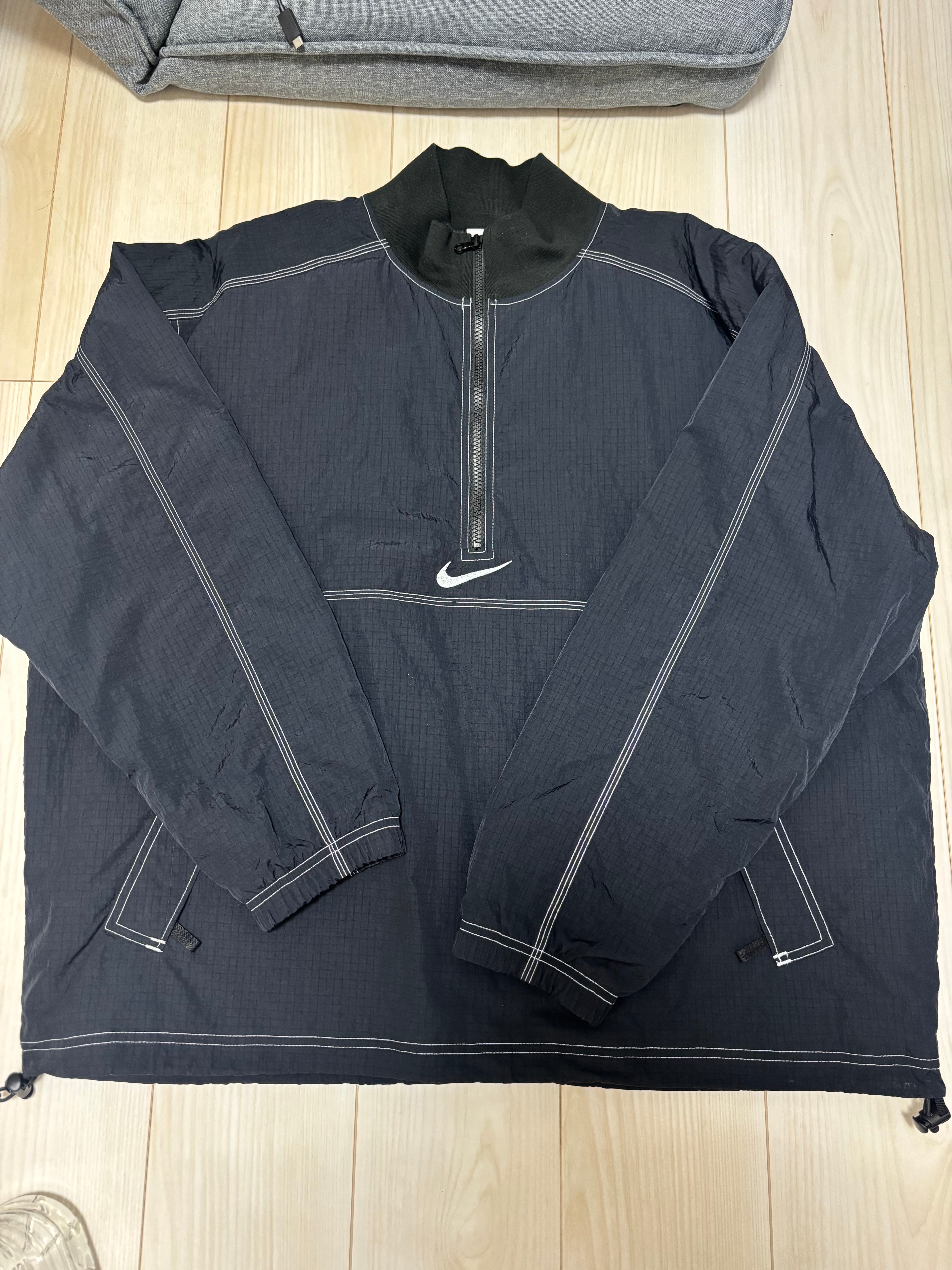 Supreme x Nike Ripstop Pullover "Black"