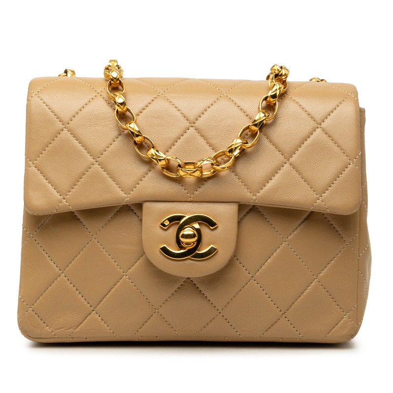 シャネル マトラッセ ココマーク チェーン ショルダーバッグ ベージュ ゴールド金具 ラムスキン レディース CHANEL 中古