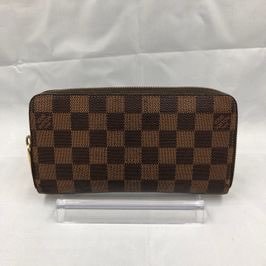 Louis Vuitton Zippy Wallet Damier