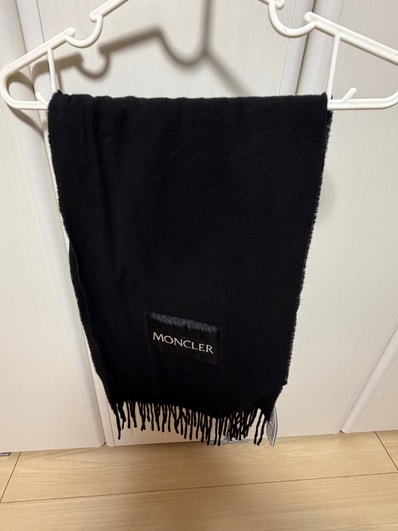 モンクレール マフラー