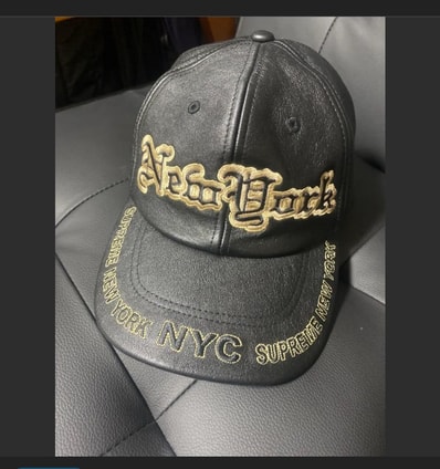 レザー調 New York SUPREME キャップ