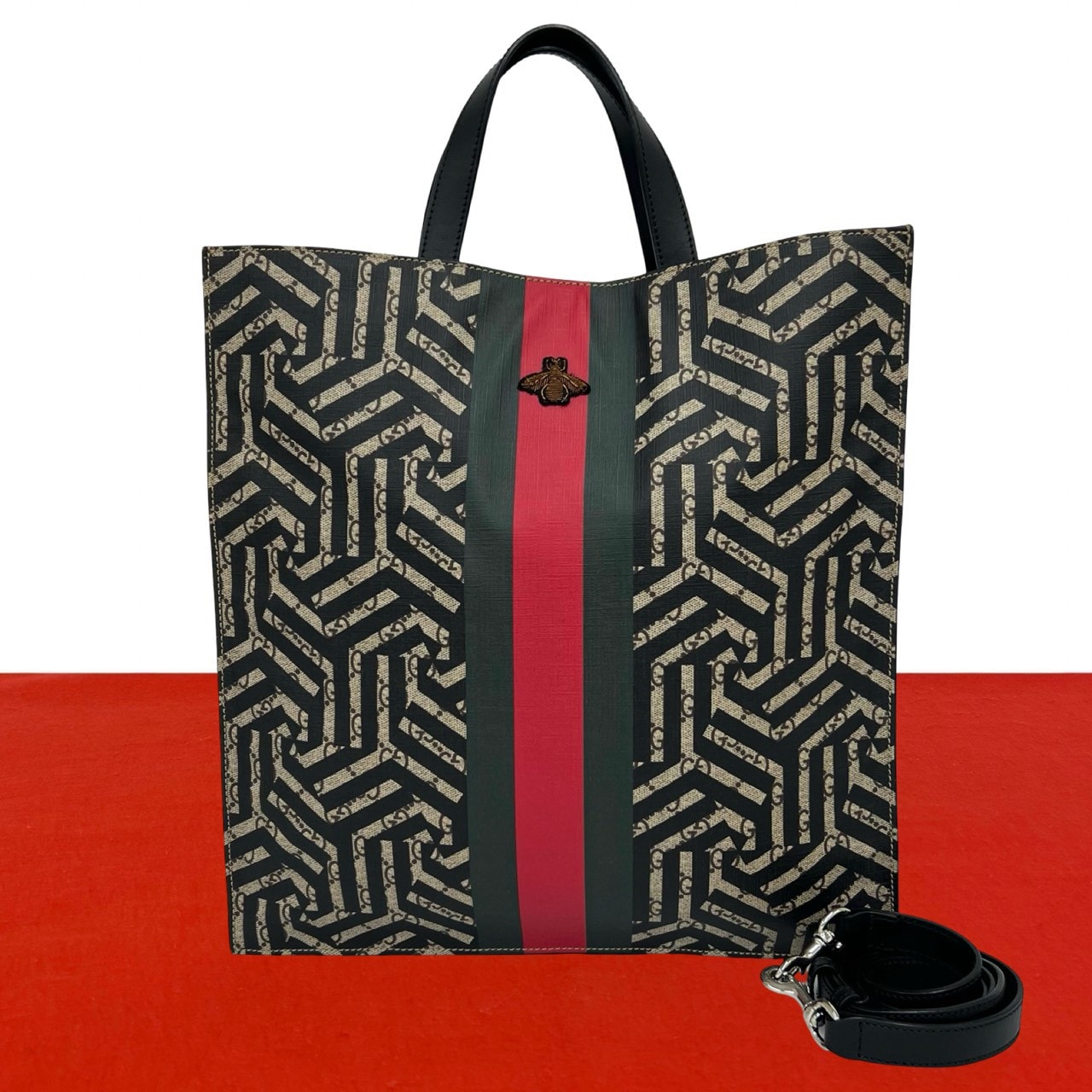 GUCCI グッチ GGカレイド シェリーライン ビー レザー ポリウレタン ショルダーバッグ ブラック
19956