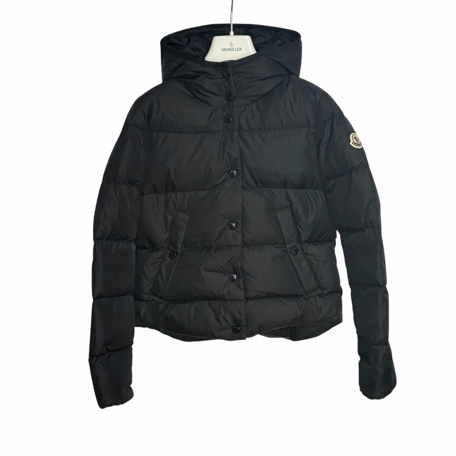 モンクレールLENARF20931A51X00C0059