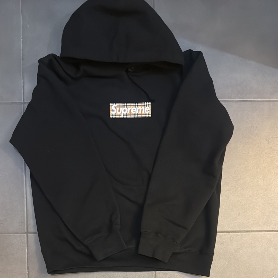 Supreme / Burberry Box Logo Hooded Sweatshirt "Black"