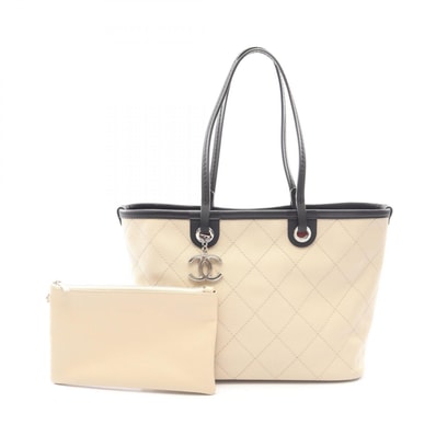 シャネル CHANEL オンザロード ワイルドステッチ トートバッグ バッグ カーフ(牛革) レザー レディース ベージュ系 / ブラック系 A92211 【中古】