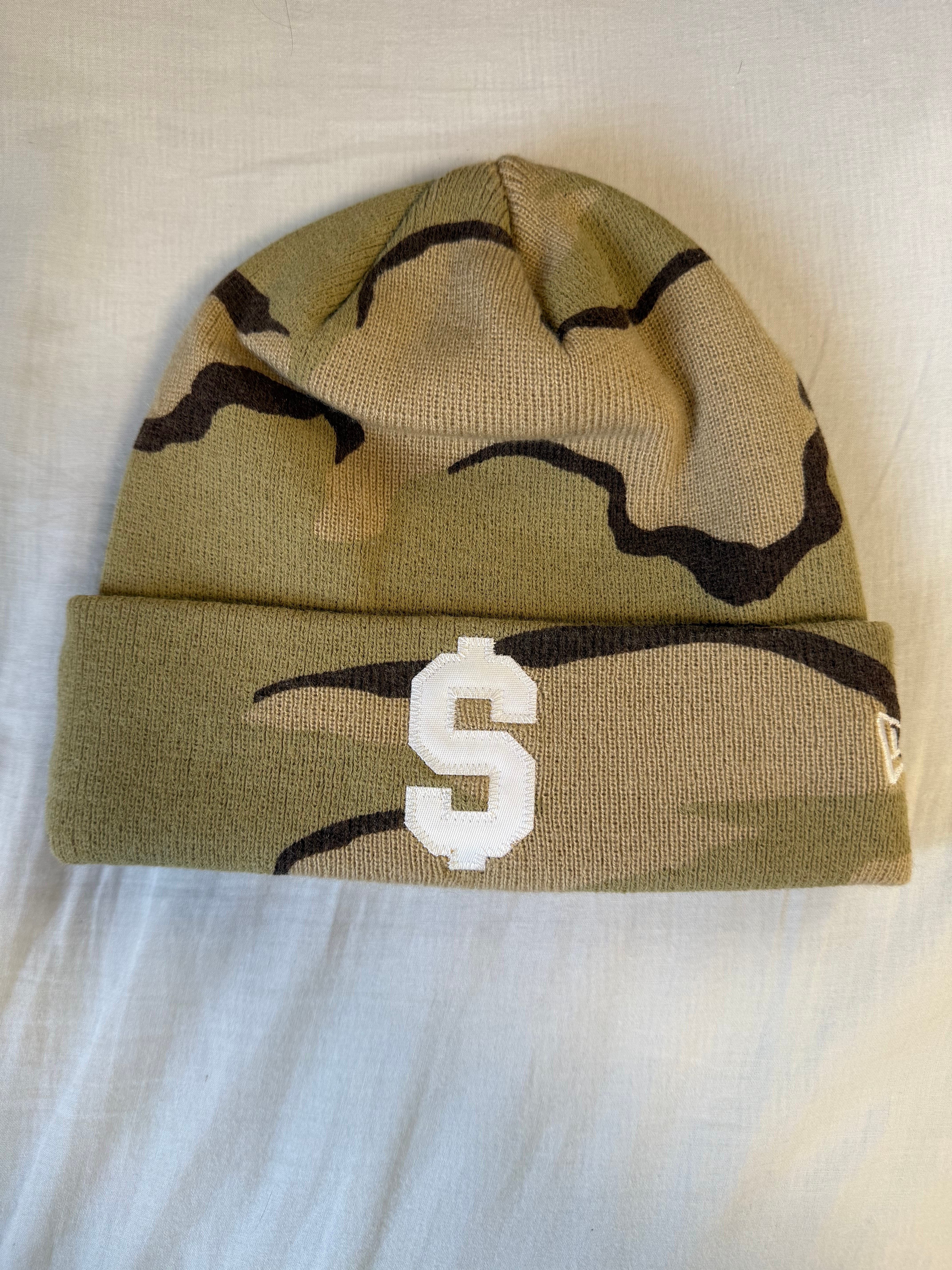 Supreme New Era $ Beanie "Desert Camo"