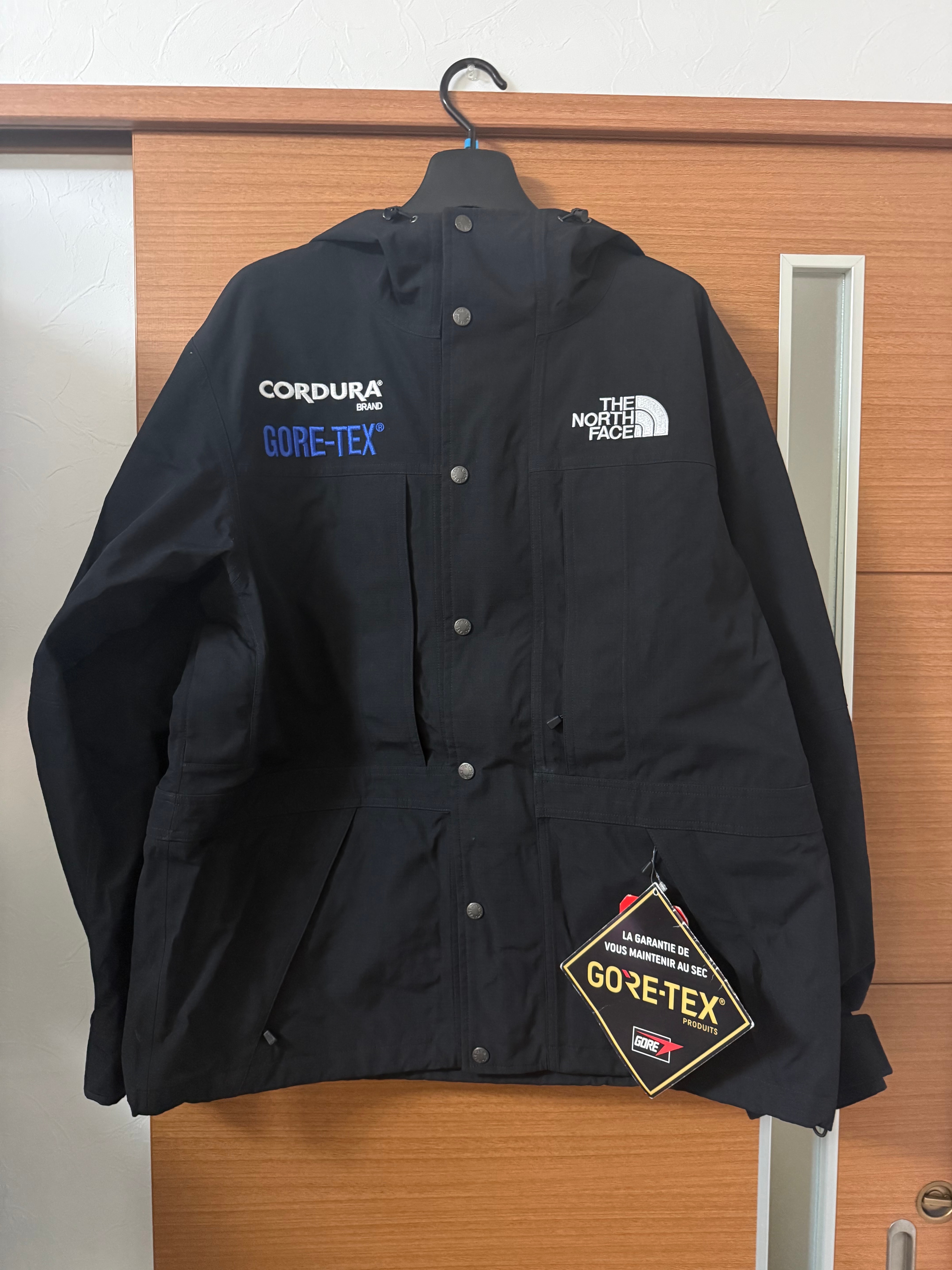 Supreme x The North Face Expedition Jacket "Black"