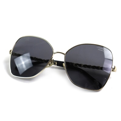 極美品 シャネル
サングラス フレーム:ゴールド ブラック レディース 59□16 135 4274Q C395/T8