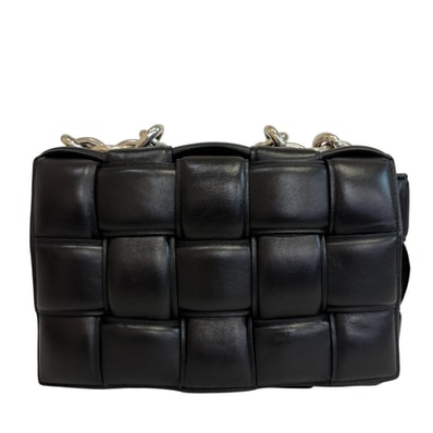 ボッテガヴェネタ BOTTEGAVENETA ショルダーバッグ パデッド カセット マキシイントレチャート ブラック