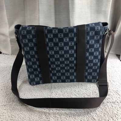 ロエベ ショルダーバッグ