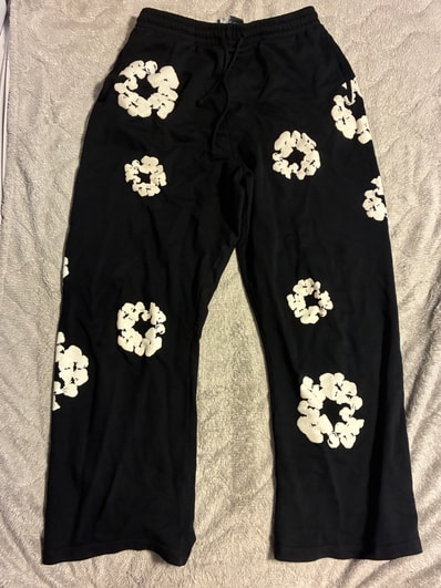 DENIM TEARS Cotton Wreath Baggy Sweatpants "Black"