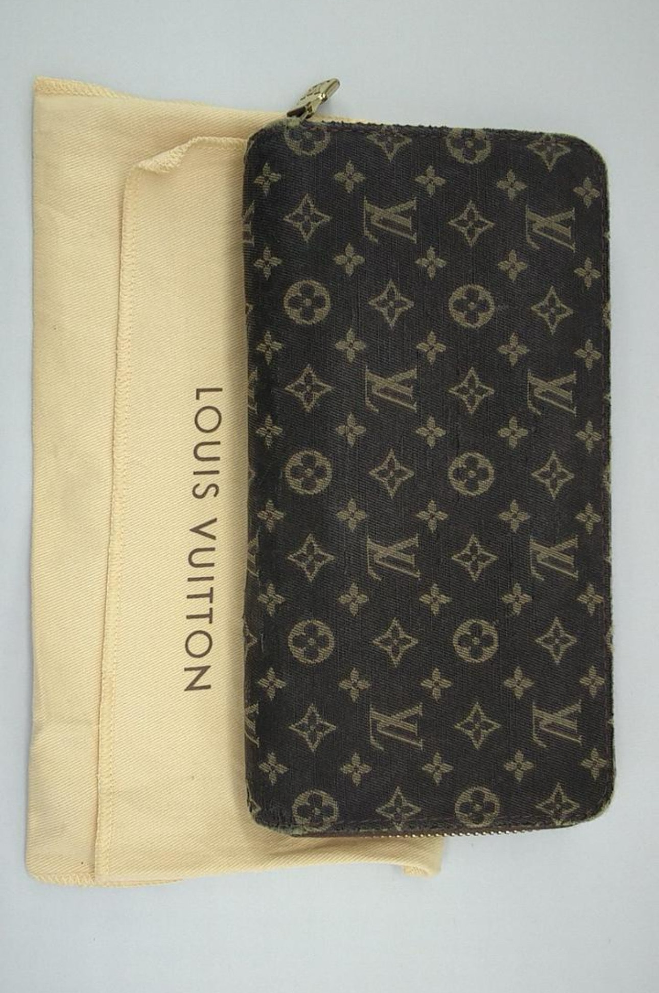Louis Vuitton Zippy Wallet Monogram Mini Lin "Ebene"