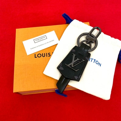 LOUIS VUITTON ルイヴィトン ポルトクレ クロッシュ クレ モノグラムエクリプス レザー PVC キーホルダー ブラック
41640