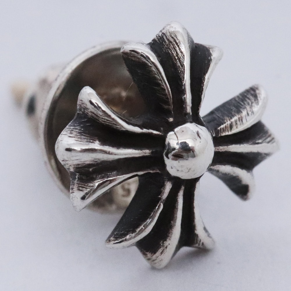Chrome Hearts #2 CH Plus Earrings "Silver"