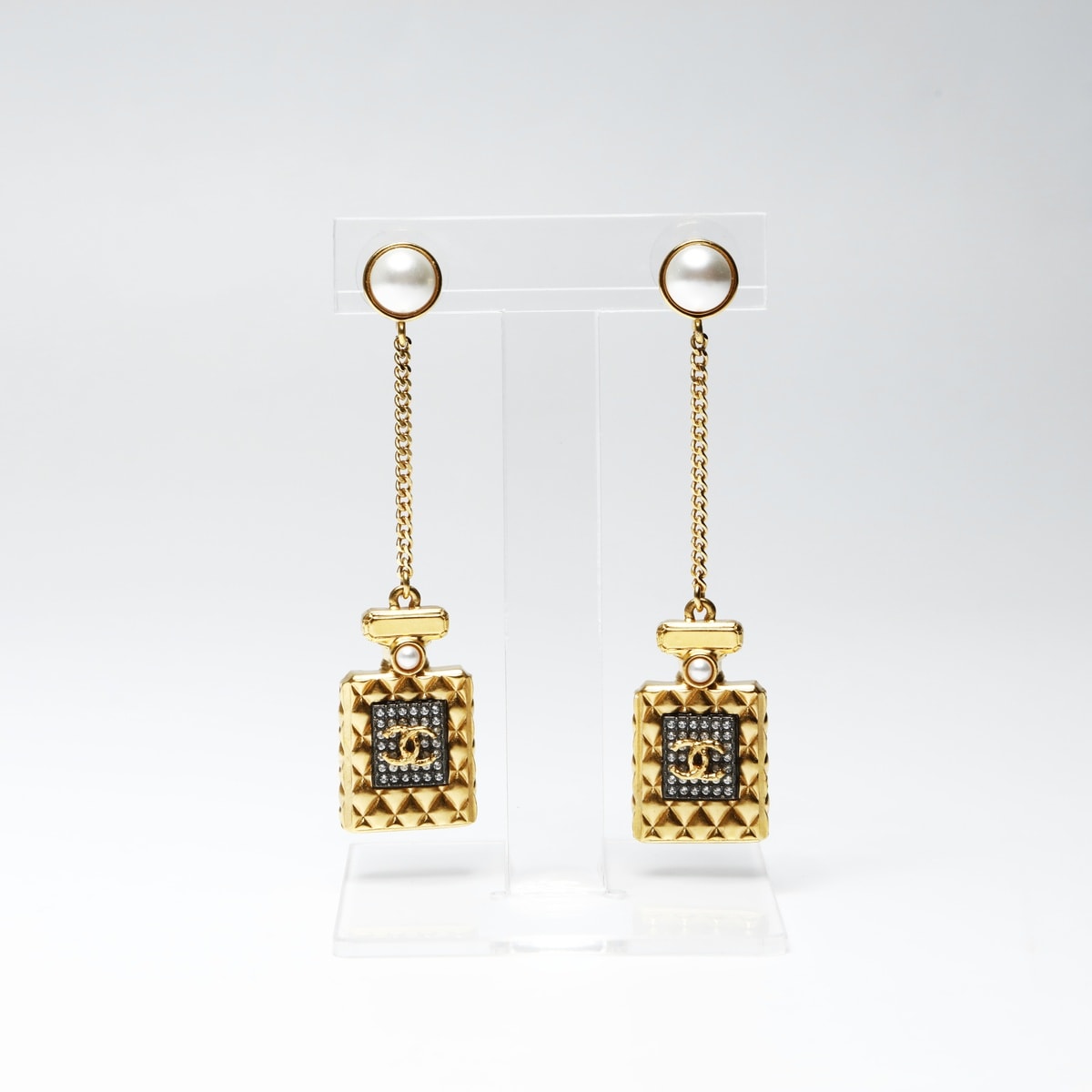 シャネル CHANEL A20A 香水モチーフ ココマーク ドロップ 2020 ピアス【中古】